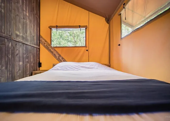 Luxussátor Tente Insolite Jacuzzi Privatif En Pleine Nature