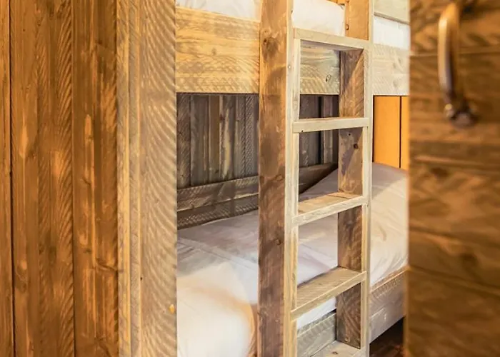 Tente Insolite Jacuzzi Privatif En Pleine Nature Thiel-sur-Acolin