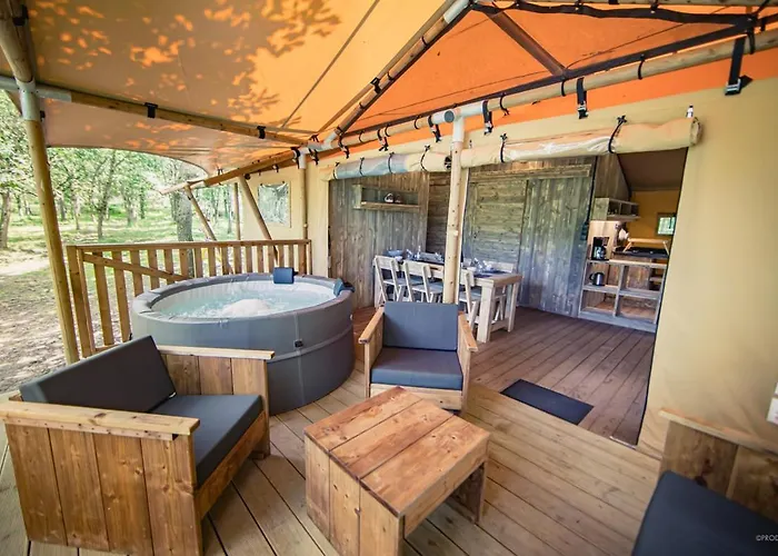 Tente Insolite Jacuzzi Privatif En Pleine Nature *